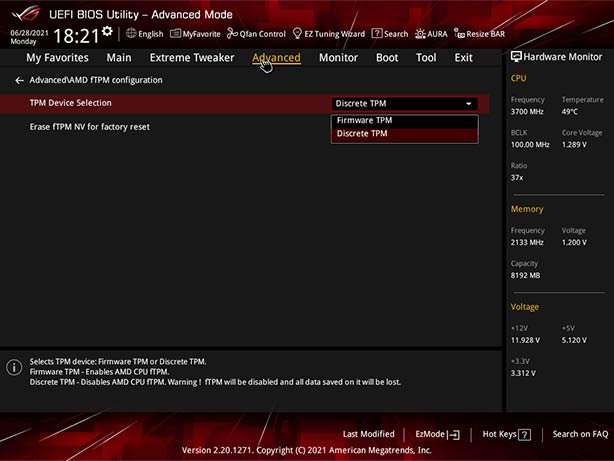 ASUS UEFI AMD fTPM menu with TPM Device Selection set to Discrete