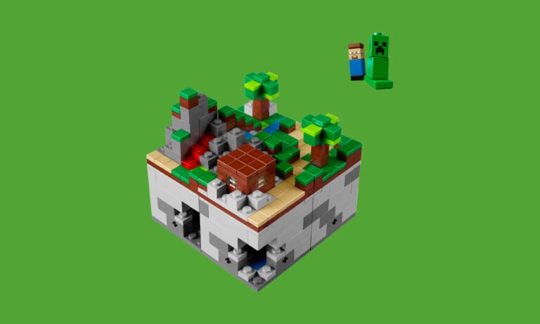 LEGO Minecraft set with a Steve and Creeper minifigure