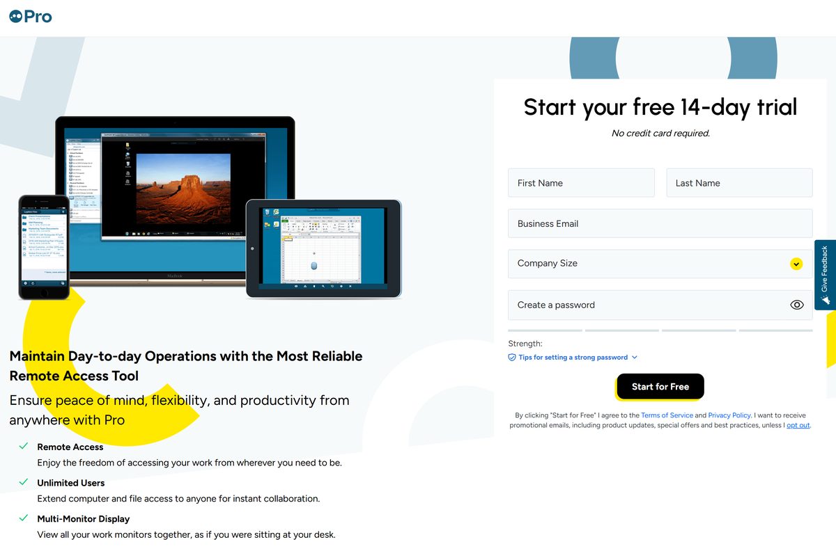 Sign-up form for the free LogMeIn Pro trial with plan highlights