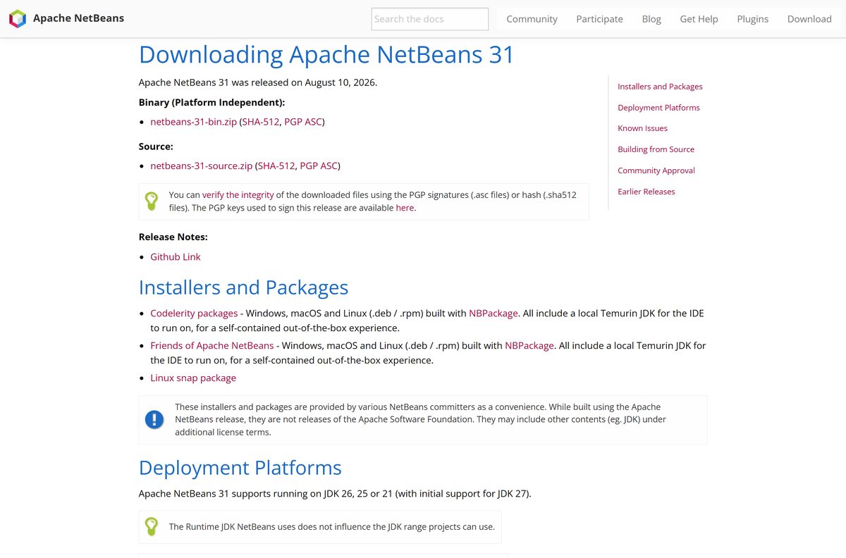 Apache download page listing the binary and source archives for release 31