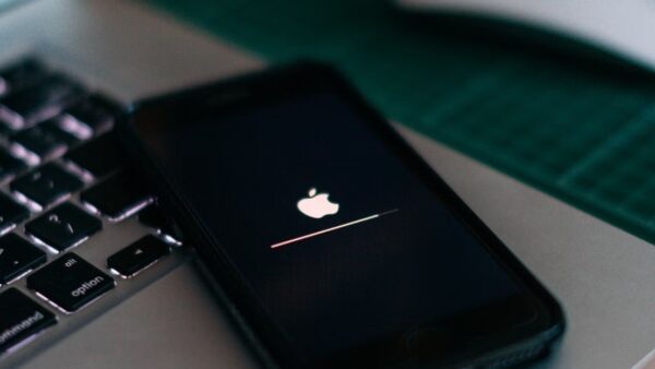 Apple Devices app crashes while syncing music to iPhone on Windows 10? How to fix it