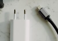 Apple USB-C power adapter volts and amps - USB-C charger and plugs