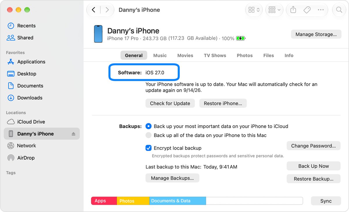 Check iOS version on iPhone SE 2020 from Finder on a Mac