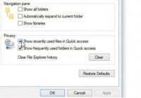 File Explorer Options dialog showing Navigation pane and Privacy settings