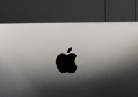 Control brightness on Thunderbolt Display with 5K iMac - Apple iMac on a desk