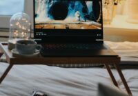 Play AVI files on Windows 11 - laptop on a bed tray for watching video
