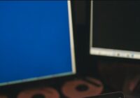 Download offline installer for Microsoft Store app - office computers