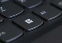 Force uninstall a program in Windows - Windows key on a keyboard