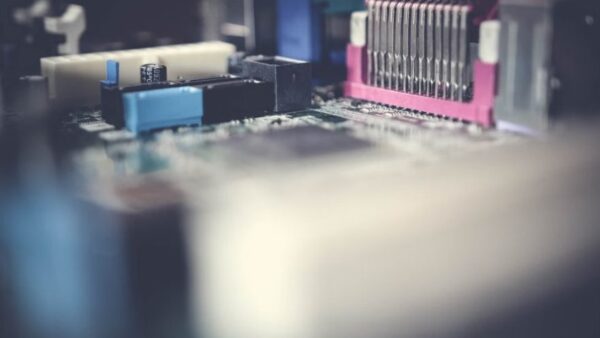 PC system utilities and drivers: PC Health Check, maker update tools and hardware monitors