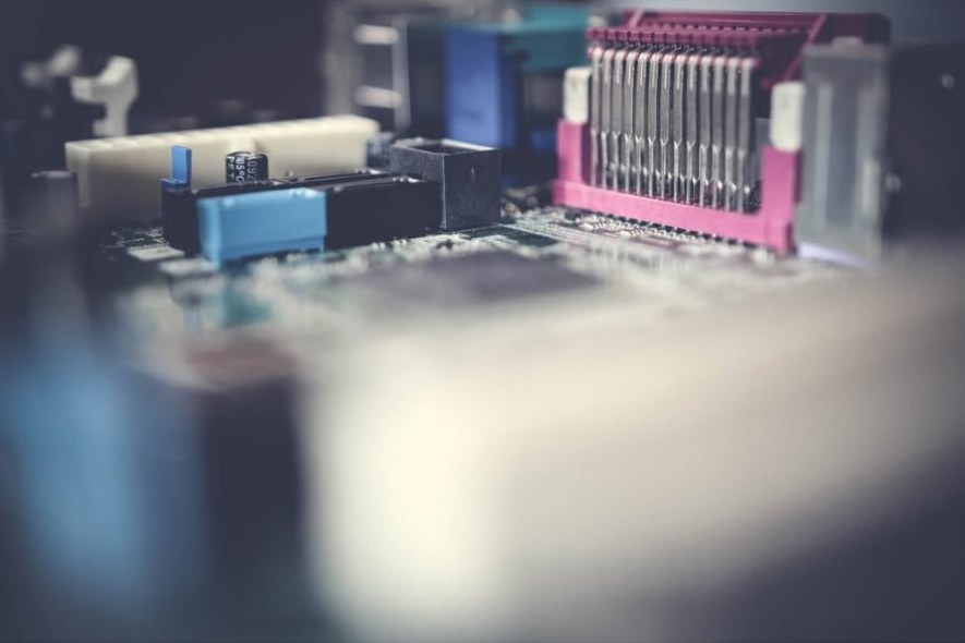 Computer Bowsing PC system utilities and drivers: PC Health Check, maker update tools ...