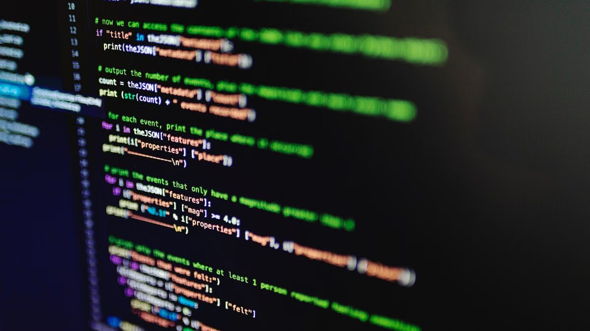 PHP 8.1, 8.0 and 7.4 security fix for CVE-2026-109618: options for end-of-life versions