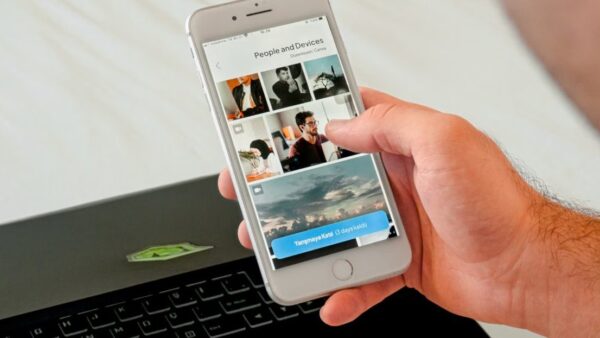 Photos option missing on iCloud.com? How to fix it
